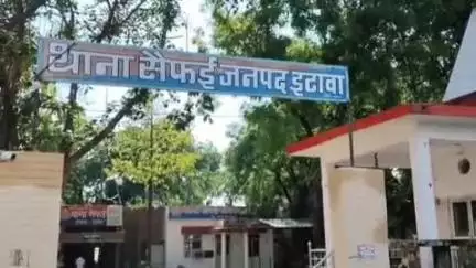 सैफई: सैफई थाना पुलिस और वैदपुरा थाना पुलिस ने शांति भंग के आरोप में 5 लोगों को किया गिरफ्तार