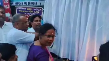তমলুক: ময়না বিধানসভা কেন্দ্রের দুটি পিচ রাস্তার উন্নতিকরনের আজ শুভ সূচনা করেন জেলা পরিষদের সভাধিপতি উত্তম বারিক