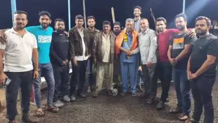 खुलताबाद: माजी उपनगराध्यक्ष सलीम कुरैशींचा राष्ट्रवादी काँग्रेस अजित पवार गटात प्रवेश, तरुणांकडून सत्कार