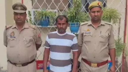 हाटा: धोखाधड़ी के मामले में वांछित अभियुक्त को हाटा कोतवाली पुलिस ने किया गिरफ्तार