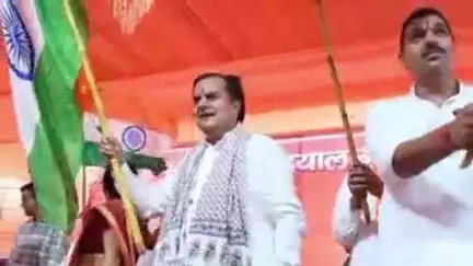 निवाई: गुरु पूर्णिमा महोत्सव पर क्षेत्र के गुरु आश्रमों पर गुरु भक्तों की रही जमकर भीड़, जनप्रतिनिधि भी पहुंचे