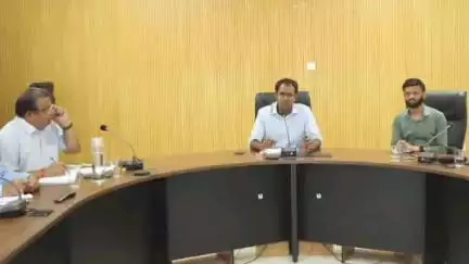 सागर नगर: कलेक्टर संदीप जीआर ने दिए निर्देश, शनिवार को सभी विभागों में आयोजित होंगे समस्या निवारण शिविर