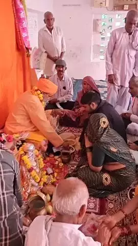 नदबई: नदबई में गुरु पूर्णिमा पर गायत्री मंदिर में हुआ 9 कुंडीय हवन यज्ञ