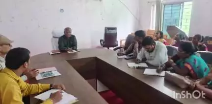रानीश्वर: प्रखंड सभागार में विशेष गहन पुनरीक्षण 2026 का प्रशिक्षण कार्यक्रम का आयोजन किया गया