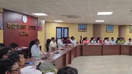 धनबाद/केंदुआडीह: समाहरणालय में निम्न वर्गीय लिपिकों को लेखा परीक्षा विषयों का प्रशिक्षण दिया गया