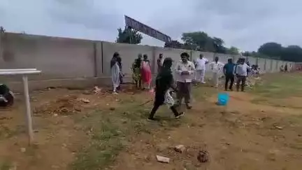 నారాయణ్​ఖేడ్: వన మహోత్సవాన్ని విజయవంతం చేయాలి: బాచేపల్లిలో నిజాంపేట్ ఎంపీడీఓ సంగ్రామ్