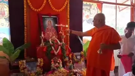 ಕನಕಪುರ: ಶಿವಗಿರಿಕ್ಷೇತ್ರದ ಶಿವಾಲ್ದಪ್ಪನಬೆಟ್ಟದಲ್ಲಿ ಗುರು ಪೂರ್ಣಿಮೆ ಆಚರಣೆ