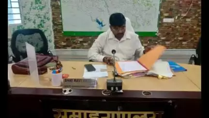 जामताड़ा: समाहरणालय सभागार में डीसी की अध्यक्षता में मुख्यमंत्री ट्रैक्टर वितरण योजना के तहत जिला स्तरीय चयन समिति की बैठक संपन्न