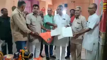 तिंवरी: गुरु पूर्णिमा पर्व श्रद्धा और भक्ति के साथ मनाया गया, ओसियां विधायक भेराराम सियोल ने लिया गुरुदेव का आशीर्वाद