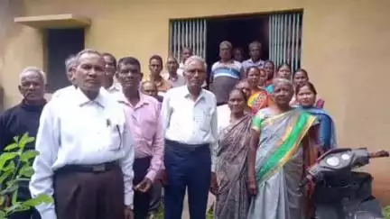 पालकोट: पालकोट प्रखंड के भूतपूर्व सैनिक संघ की बैठक बाजार टार कार्यालय में आयोजित