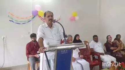 കോട്ടയം: തീക്കോയി ഗവ. ടെക്നിക്കൽ ഹൈസ്കൂളിൽ സ്കൂൾ പ്രവർത്തനാരംഭം സെബാസ്റ്റ്യൻ കുളത്തുങ്കൽ എം.എൽ.എ ഉദ്ഘാടനം ചെയ്തു