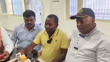 बेतिया: बेतिया में जन सुराज ने प्रेस कांफ्रेंस कर बीजेपी अध्यक्ष दिलीप जायसवाल पर साधा निशाना