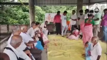 বিষ্ণুপুর ১: ডায়মন্ড হারবার বিজেপির সাংগঠনিক জেলার পক্ষ থেকে গাববেরিয়া এলাকায় গুরু শ্রদ্ধা সংবর্ধনা প্রধান অনুষ্ঠান অনুষ্ঠিত হয়