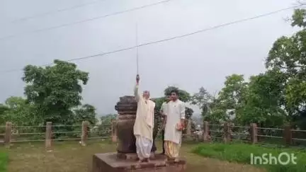 विदिशा नगर: विदिशा: राजेंद्रगिरी लोहंगी पहाड़ी पर वराहमिहिर संहिता अनुसार वायु परीक्षण, अच्छी बारिश के संकेत