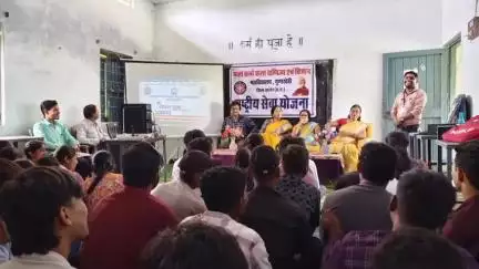 गुण्डरदेही: गुण्डरदेही के माता कर्मा महाविद्यालय में मनाया गया गुरु पूर्णिमा का पावन पर्व