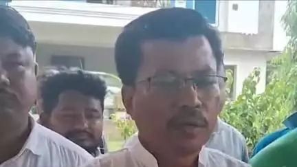 সৰুপথাৰ: ফেচবুক পোষ্টটো ডিলীট নকৰা বাবে মোৰ লগত এনে হৈছে, বৰপথাৰত গোলাঘাট প্ৰশাসনৰ ৰোষত পৰা জীৱন চুতীয়াৰ মন্তব্য