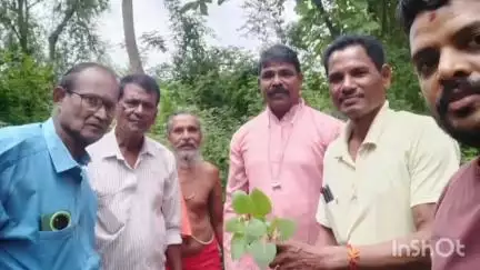 ନୟାଗଡ ସଦର: ଆଦିତ୍ୟ ବାହିନୀ ପକ୍ଷରୁ କୈବଲ୍ୟ ଗିରି ମଠରେ ଗୁରୁପୂଜନ କାର୍ଯ୍ୟକ୍ରମଅନୁଷ୍ଠିତ