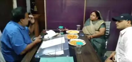 पुरवा: नगर पंचायत पुरवा की सफाई व्यवस्था को लेकर एसडीएम ने किया निरीक्षण
