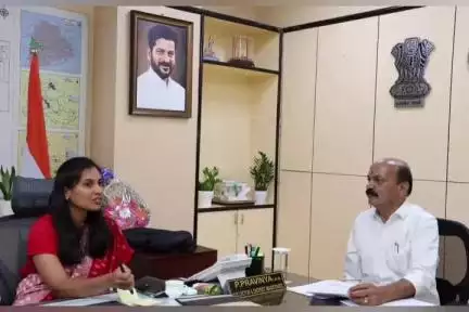 సంగారెడ్డి: పరిశ్రమల పేరుతో భూములు లాక్కోవడం దారుణం : కలెక్టర్ తో ఎమ్మెల్యే చింత ప్రభాకర్