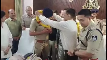 मनासा: मनासा सराफा एसोसिएशन ने नीमच SP, मनासा थाना प्रभारी और विधायक का किया सम्मान