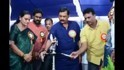 భీమిలి: ఆనందపురం మెగా పీటీఎంలో 'సీఎం అవుతా చంద్రబాబులా మంచి పనులు చేస్తా' అన్న విద్యార్థిని అభినందించిన ఎమ్మెల్యే గంటా