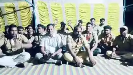 ଧର୍ମଗଡ: ଡ୍ରାଇଭର ମହାସଂଘ ର ଗୋଡ଼ଭଞ୍ଜା ଠାରେ ଚାଲିଥିବା ଆନ୍ଦୋଳନ କୁ ତୃତୀୟ ଦିନରେ ସାମାଜିକ ସଂଗଠନ ର ସମର୍ଥନ