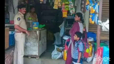 జిల్లా పరిధిలో ఈగల్ టీం పోలీస్ సిబ్బంది స్కూల్ కాలేజీల వద్ద అంగళ్లలో విస్తృత తనిఖీలు