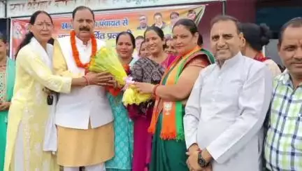 डोईवाला: डोईवाला विधायक बृजभूषण गैरोला ने थानो क्षेत्र में कार्यालय का शुभारंभ किया
