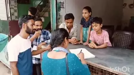 विदिशा नगर: खाद्य विभाग, नगरपालिका और पशु चिकित्सा विभाग की टीम ने झूलनपीर में मीट-मटन की दुकानों की जांच की