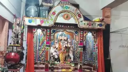 खिलचीपुर: दत्तात्रेय आश्रम पर गुरु पूर्णिमा महोत्सव धूमधाम से मनाया गया, आसपास के क्षेत्र से पहुंचे श्रद्धालु