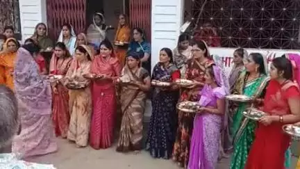 बरघाट: बरघाट के ग्राम धारना माता मंदिर में क्षत्रीय पवार समाज के पदाधिकारी व ग्रामीण कार्यक्रम में शामिल हुए