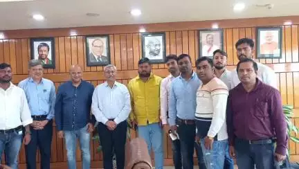 निरसा/चिरकुंडा: निरसा के विधायक अरूप चटर्जी के नेतृत्व में कोल इंडिया कार्यालय में अध्यक्ष और तकनीकी सचिव के साथ बैठक आयोजित