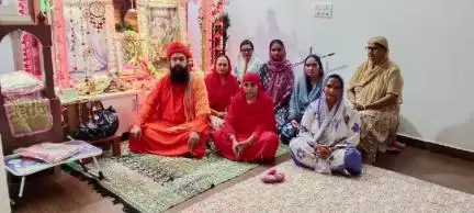 ਨਵਾਂਸ਼ਹਿਰ: ਨਵਾਂਸ਼ਹਿਰ ਦੇ ਵਾਹਿਗੁਰੂ ਨਗਰ ਰਿਸ਼ੀ ਕੁਟੀਆ ਵਿੱਚ ਮਨਾਇਆ ਗਿਆ ਗੁਰੂ ਪੁਰਨੀਮਾ ਦਿਵਸ