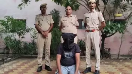 लूनकरनसर: जाखडवाला शराब ठेके से ₹40,000 की लूट के मामले में पुलिस ने आरोपी को किया गिरफ्तार