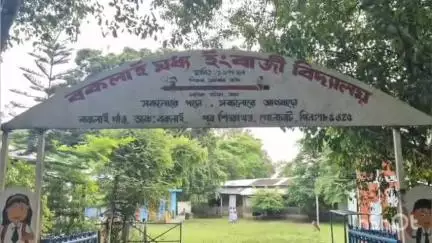 গোলাঘাট: কাকডোঙা নদীৰ বাঢ়নী পানীৰ সংহাৰী ৰূপ,প্ৰভাৱিত ৫ খনৰো অধিক গাঁও,আশ্ৰয় শিবিৰত ৩ শতাধিকৰ আশ্ৰয় গ্ৰহণ #jansamasya