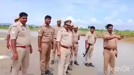नानपारा: नवाबगंज थाना प्रभारी ने कावड़ यात्रा की तैयारी का लिया जायजा, राप्ती नदी के घाटों का किया निरीक्षण