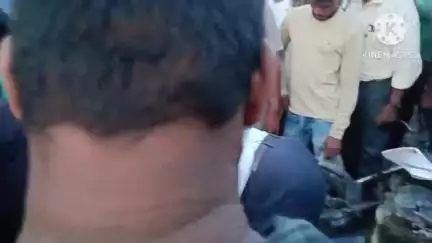 కూసుమంచి: మద్దులపల్లిలో డైవడర్ ను ఢీకొట్టడంతో యువకుడు మృతి మరో యూవకుడికి తీవ్ర గాయాలు