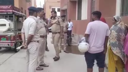 बेतिया: लखौरा गांव की नहर से अज्ञात महिला का शव बरामद, पुलिस जांच में जुटी, जीएमसीएच में पोस्टमार्टम
