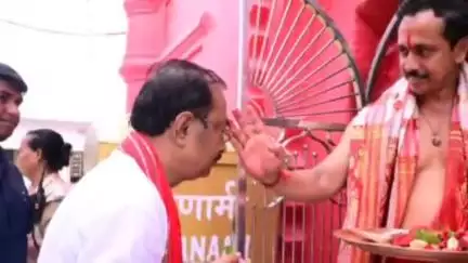 উদয়পুর: গুরু পূর্ণিমা উপলক্ষে মাতাবাড়ি তে পূজো দিলেন সাংসদ তথা ভারতীয় জনতা পার্টি দলের সভাপতি স্বাগত জানান বিধায়ক
