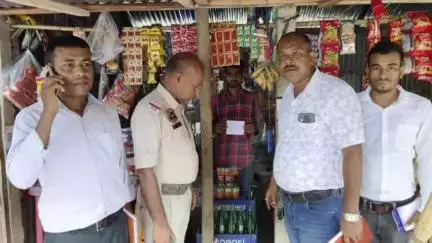 মানকাচৰ: দক্ষিণ শালমাৰাত COTPA আইনৰ অধীনত এক সজাগতা-সহ-বলবৎকাৰী অভিযান, উপস্থিত জিলা পৰ্যায়ৰ বিষয়াসকল