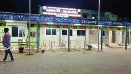 କେନ୍ଦୁଝର ସହର: ଗୋହିରାବଣୀ ନିକଟରେ ସଡ଼କ ଦୁର୍ଘଟଣାରେ ଜଣେ ବ୍ୟକ୍ତି ଗୁରୁତର