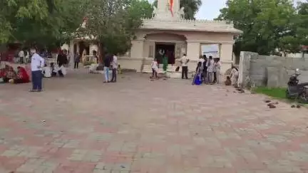 ભચાઉ: ગુરુપૂર્ણિમાના પાવન અવસરે કચ્છમાં આવેલ એકલધામ ખાતે ભક્તોનો ઘોડાપૂર