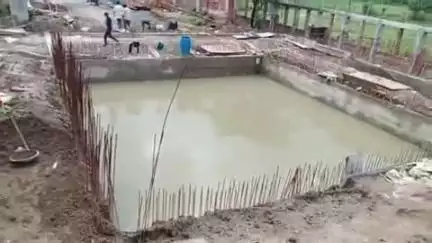 सिरसागंज: पाढ़म में माता टीला मंदिर के सौंदर्यीकरण कार्यों का जसराना एसडीएम ने किया निरीक्षण