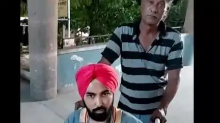 ਜਲੰਧਰ 1: ਬਸ਼ੀਰਪੁਰੇ ਵਿਖੇ ਇੱਕ ਪਰਿਵਾਰ ਦੇ ਉੱਪਰ ਮਾਮੂਲੀ ਗੱਲ ਨੂੰ ਲੈ ਕੇ 40 ਦੇ ਕਰੀਬ ਵਿਅਕਤੀਆਂ ਵੱਲੋਂ ਕੀਤਾ ਗਿਆ ਹਮਲਾ, ਚਾਰ ਹੋਏ ਜ਼ਖ਼ਮੀ