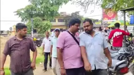 ଭଦ୍ରକ ଗ୍ରାମାଞ୍ଚଳ: ଭଦ୍ରକ ARCS ଙ୍କ ଠାରେ ଭଦ୍ରକ ଏରେଇ SCS ର ସଦସ୍ୟ ସଭାପତି ପ୍ରକାଶ ଜ୍ୟୋତି ମହାକୁଡ଼ ନାମରେ କଲେ ଅଭିଯୋଗ, ସଦସ୍ୟ ନଥାଇ କେମିତି ହେଲେ ସଭାପତି