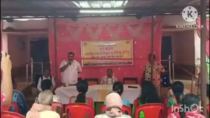 ଧର୍ମଗଡ: କଲମପୁର ଗୋଷ୍ଠୀ ସ୍ୱାସ୍ଥ୍ୟ କେନ୍ଦ୍ରରେ ଆୟୋଜିତ ମାନସିକ ରୋଗ ଚିହ୍ନଟ ଓ ଚିକିତ୍ସା ଶିବିରରେ ଯୋଗଦେଲେ ଅତିରିକ୍ତ ଜିଲ୍ଲା ସ୍ବାସ୍ଥ୍ୟ ଅଧିକାରୀ