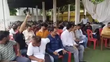 बलौदाबाज़ार: जिला बलौदाबाजार पुलिस द्वारा राजसात वाहनों की नीलामी से ₹19,84,700 राजस्व की प्राप्ति, जिले के विभिन्न थाना चौकी में
