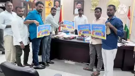 మంచిర్యాల: "బుద్ధునితో నా ప్రయాణం" నాటక ప్రదర్శనను విజయవంతం చేయాలి: జిల్లా కలెక్టర్ కుమార్ దీపక్