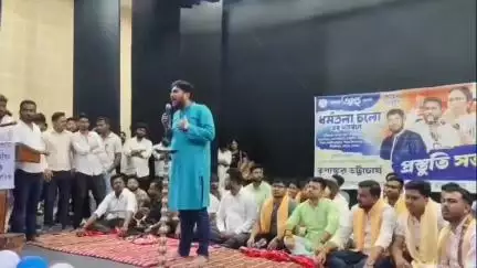 জলপাইগুড়ি: TMCP করলে যোগ্য থাকলেও চাকরি পাবে না এটা কোন কথা হলো?শুভেন্দু স্টুডেন্ট হিসাবে ভালো ছিল না জলপাইগুড়িতে দাবি তৃণাঙ্কুরের