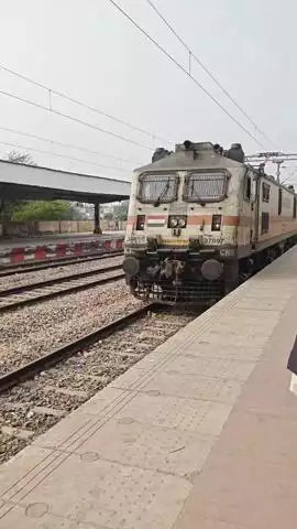 नदबई: गोवर्धन परिक्रमा और गुरु पूर्णिमा मेले में आने वाले श्रद्धालुओं के लिए मेला स्पेशल ट्रेन शुरू, नदबई भी रुकेगी